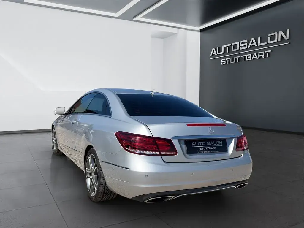 Gebraucht Mercedes E250 211 PS (155 kW) 2015 Silber Coupé