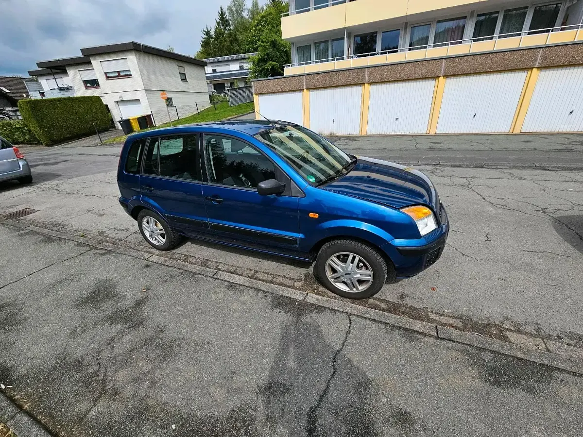 Gebraucht Ford Fusion 80 PS (58 kW) 2007 Blau Kleinwagen