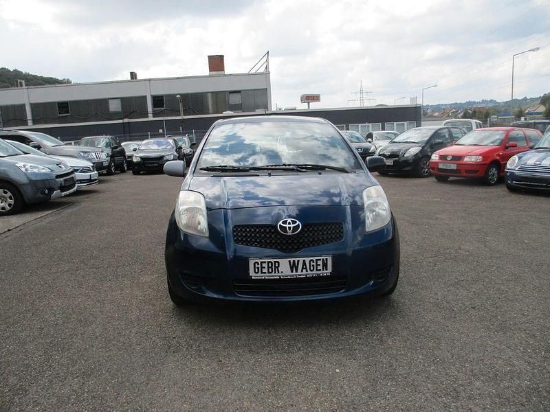 Gebraucht Toyota Yaris 87 PS (63 kW) 2007 Blau Limousine