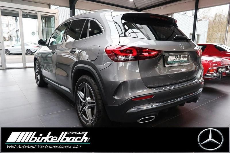 Gebraucht Mercedes GLA250 AMG 224 PS (164 kW) 2021 Grau SUV