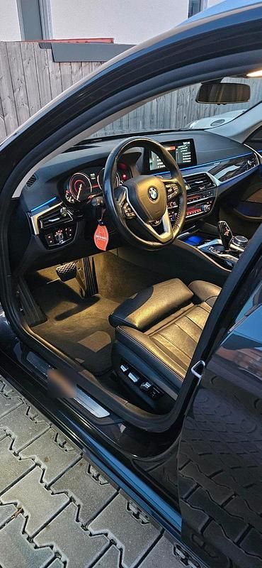 Gebraucht BMW 540 320 PS (235 kW) 2018 Grau Kombi