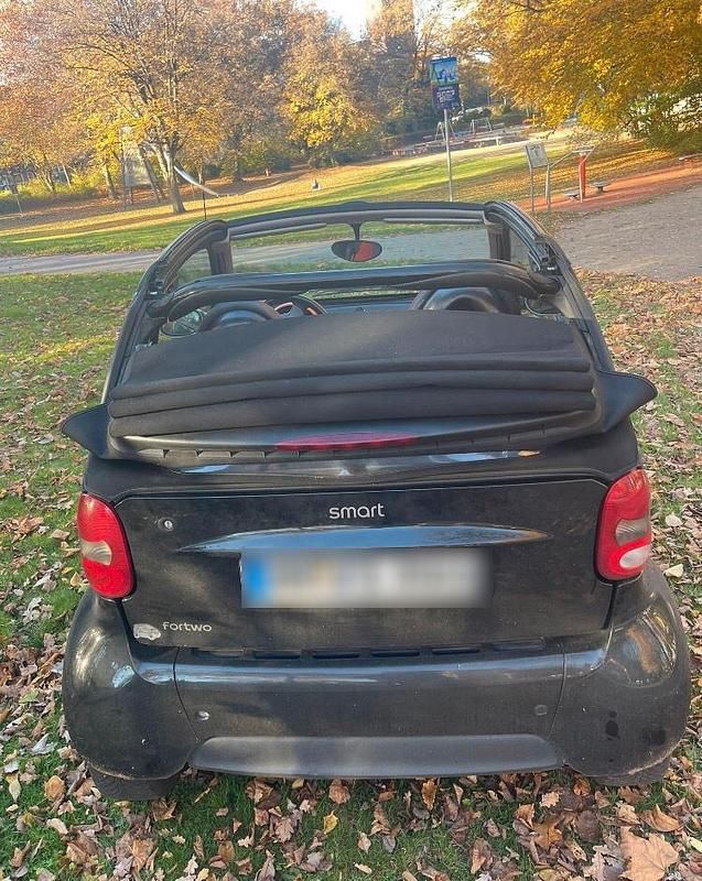 Schwarz Gebraucht 2005 Smart ForTwo Cabrio Cabrio | 2.500 € (Fairer Preis) - Bild 1/4