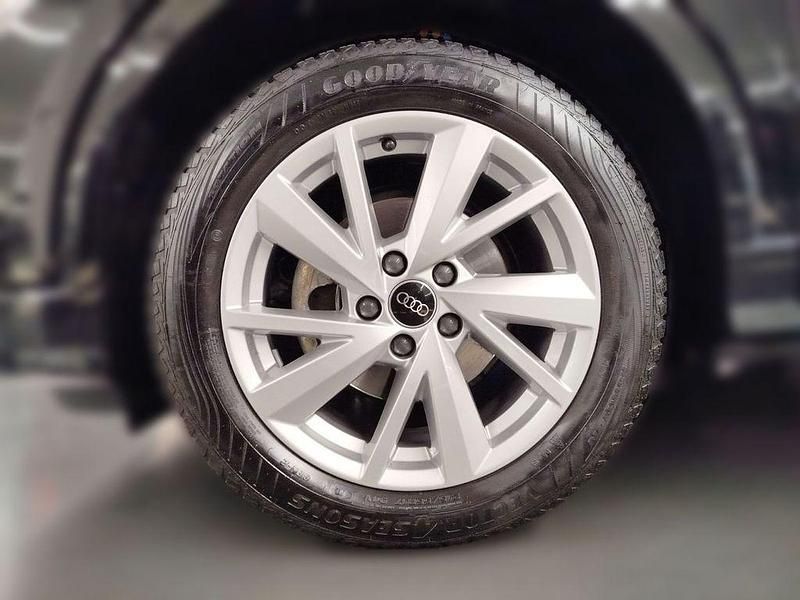 Gebraucht Audi Q2 S-Line 150 PS (110 kW) 2025 Mythosschwarz metallic SUV