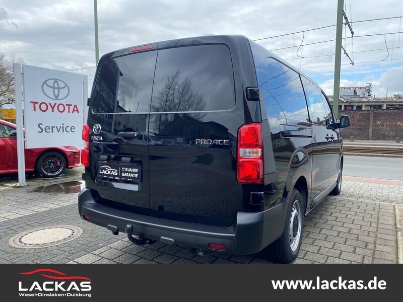 Verkauft Toyota Proace L2 Kasten Doppe., gebraucht 2021, 18.500 km in ...
