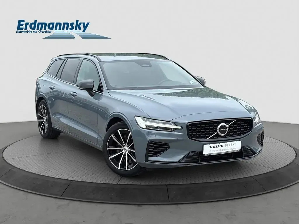 Gebraucht Volvo V60 Plus 398 PS (292 kW) 2022 Thunder grey (grau) Kombi