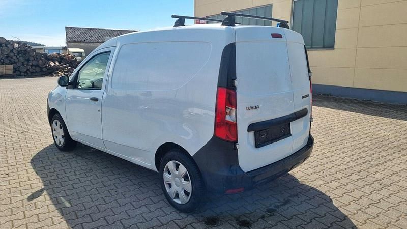 Gebraucht Dacia Dokker Basis 83 PS (61 kW) 2014 Weiß Van / Kleinbus