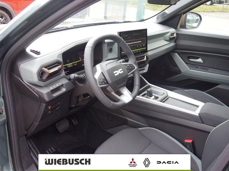 Neu Dacia Bigster Extreme 154 PS (113 kW) 2026 Zedergrün SUV