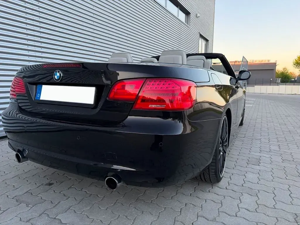 Gebraucht BMW 335 Cabriolet Exclusive 306 PS (225 kW) 2013 Schwarz Cabrio