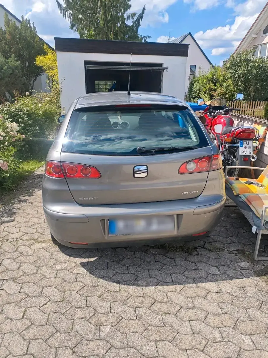 Gebraucht Seat Ibiza 110 PS (80 kW) 2004 Grau Kleinwagen
