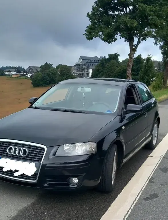 Używany Audi A3 Attraction 105 KM (77 kW) 2006 Czarny Hatchback