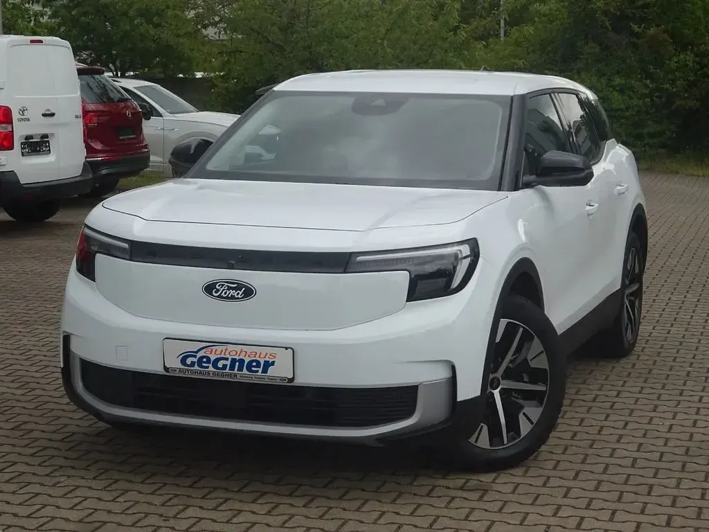 Gebraucht Ford Explorer 210 kW (286 PS) 2024 Frozen white SUV