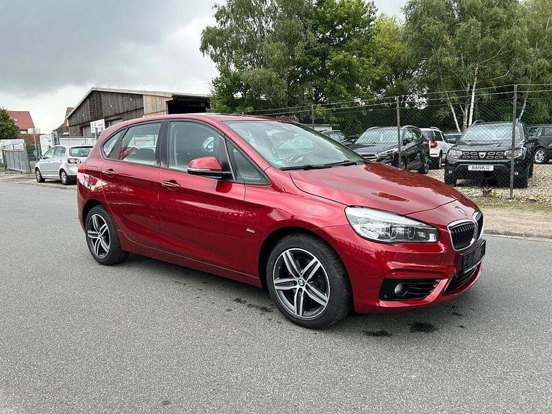 Gebraucht BMW 220 Sport Line 190 PS (139 kW) 2015 Rot Kombi