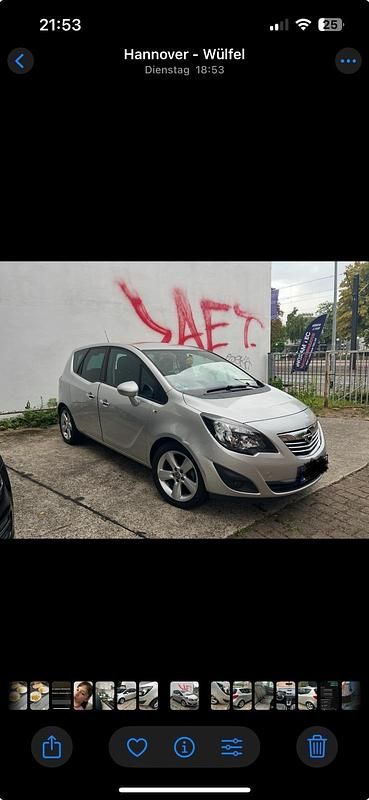 Grau Gebraucht 2011 Opel Meriva Van / Kleinbus | 3.500 € - Bild 1/4