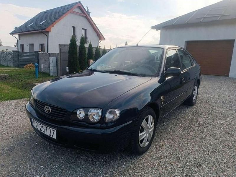 Gebraucht 2000 Toyota Corolla Sol Limousine | 2.000 € (Fairer Preis) - Bild 1/4