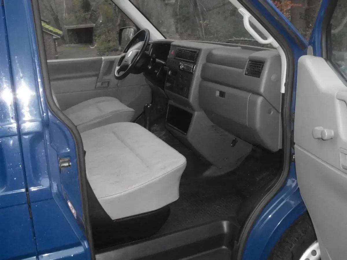 Gebraucht VW T4 68 PS (50 kW) 2000 Blau Van