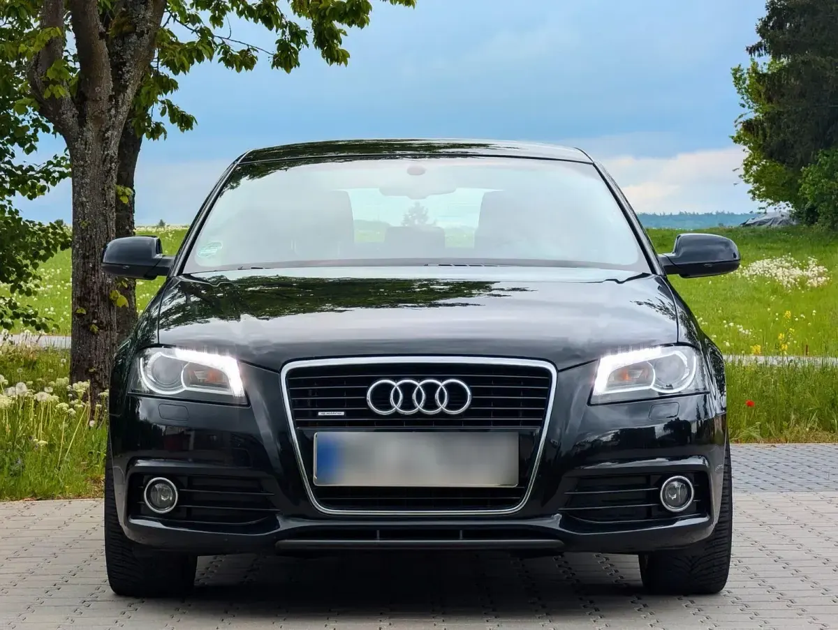 Używany Audi A3 S-Line 200 KM (147 kW) 2011 Czarny Hatchback