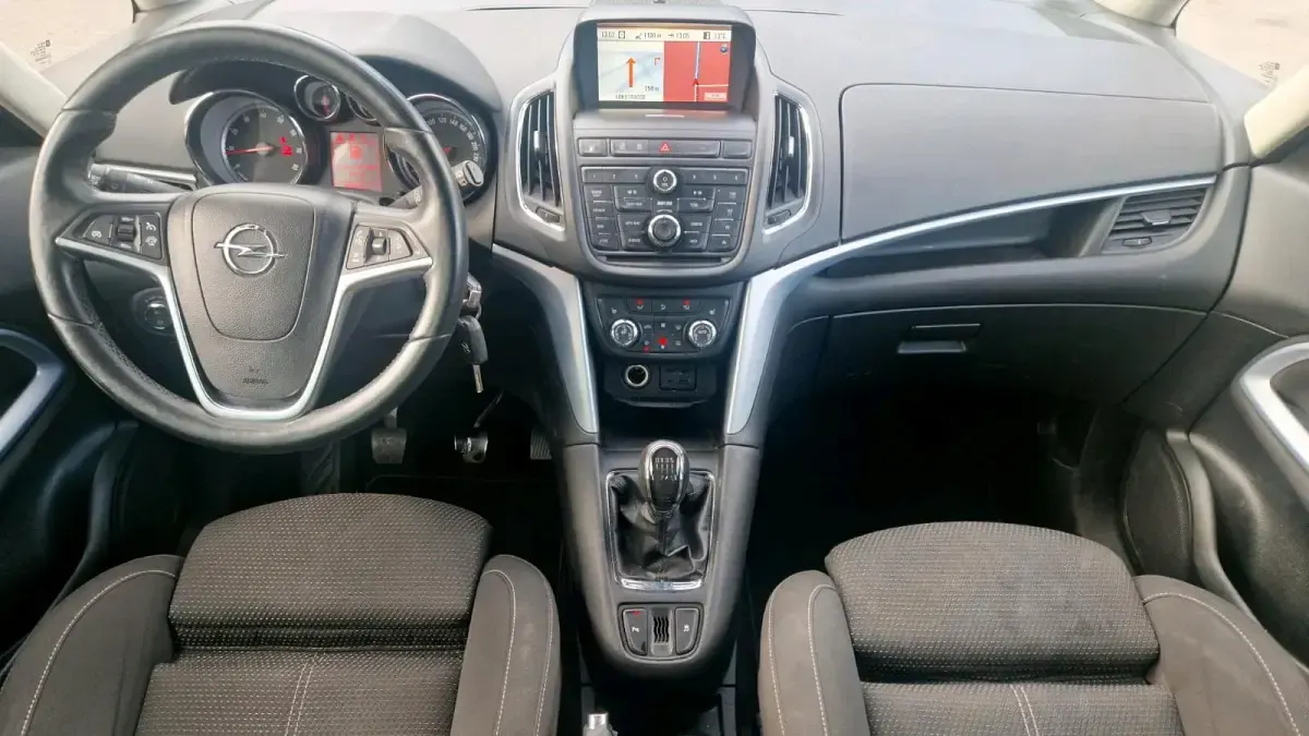 Gebraucht Opel Zafira Tourer 150 PS (110 kW) 2012 Silber Van / Kleinbus