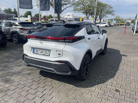 Gebraucht Toyota C-HR Sport 223 PS (164 kW) 2024 Platinum white pearl / black SUV