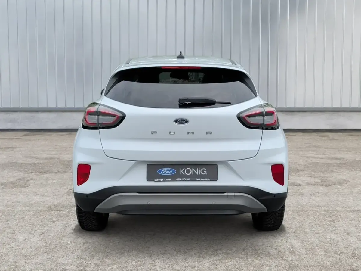 Gebraucht Ford Puma Titanium 125 PS (91 kW) 2023 Weiß SUV