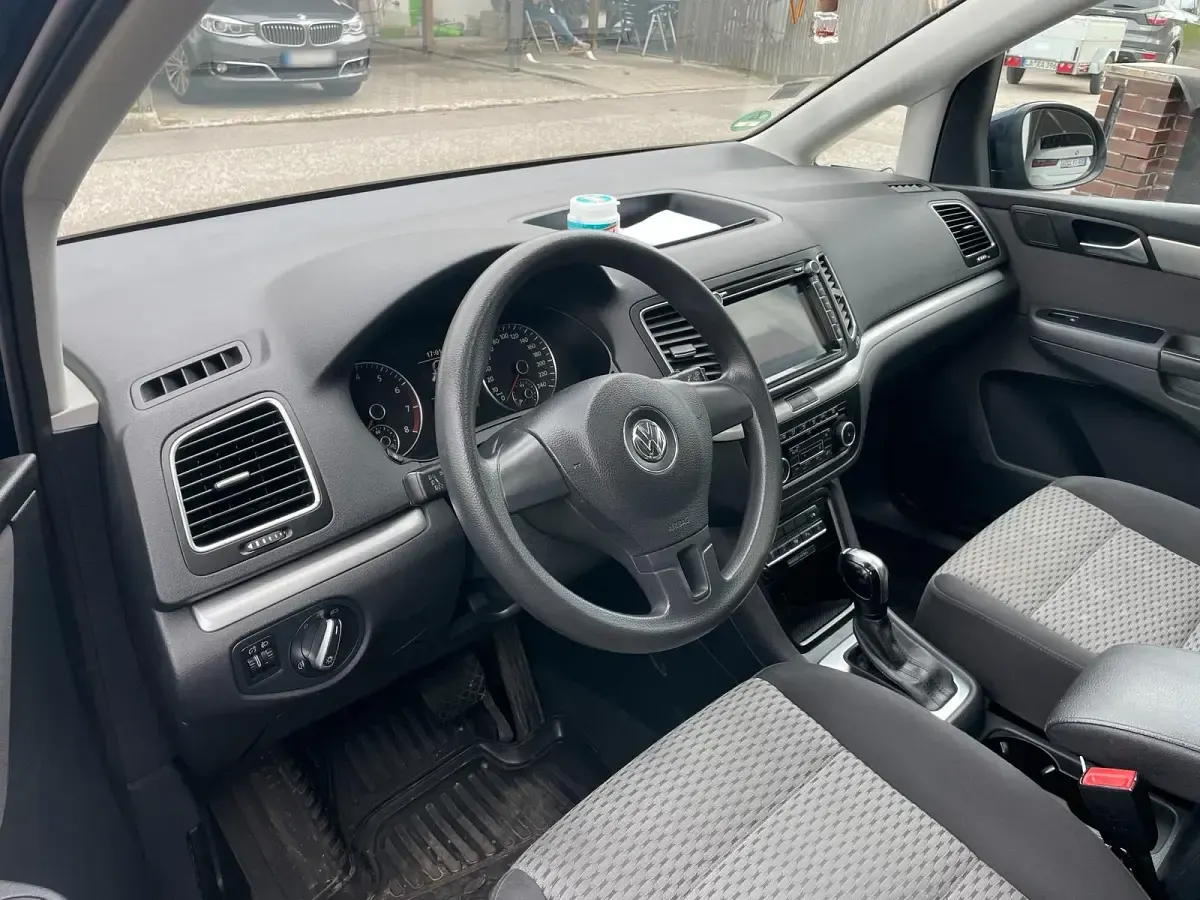 Brugt VW Sharan 150 HK (110 kW) 2011 Andere farben MPV