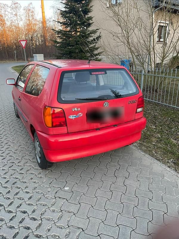 Gebraucht VW Polo 44 PS (32 kW) 1996 Rot Kleinwagen