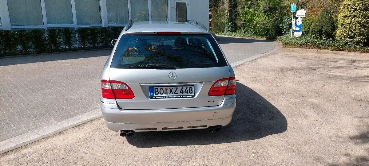 Brugt Mercedes E500 306 HK (225 kW) 2004 Sølv Stationcar