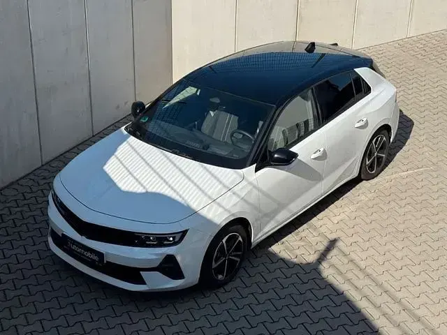 Gebraucht Opel Astra 131 PS (96 kW) 2024 Weiß Kleinwagen