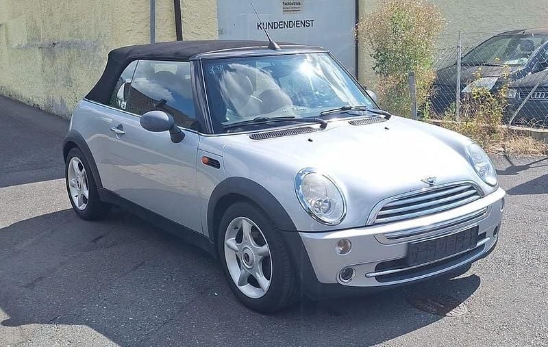 Silber Gebraucht 2007 Mini One Cabriolet Cabrio | 3.900 € (Fairer Preis) - Bild 1/4