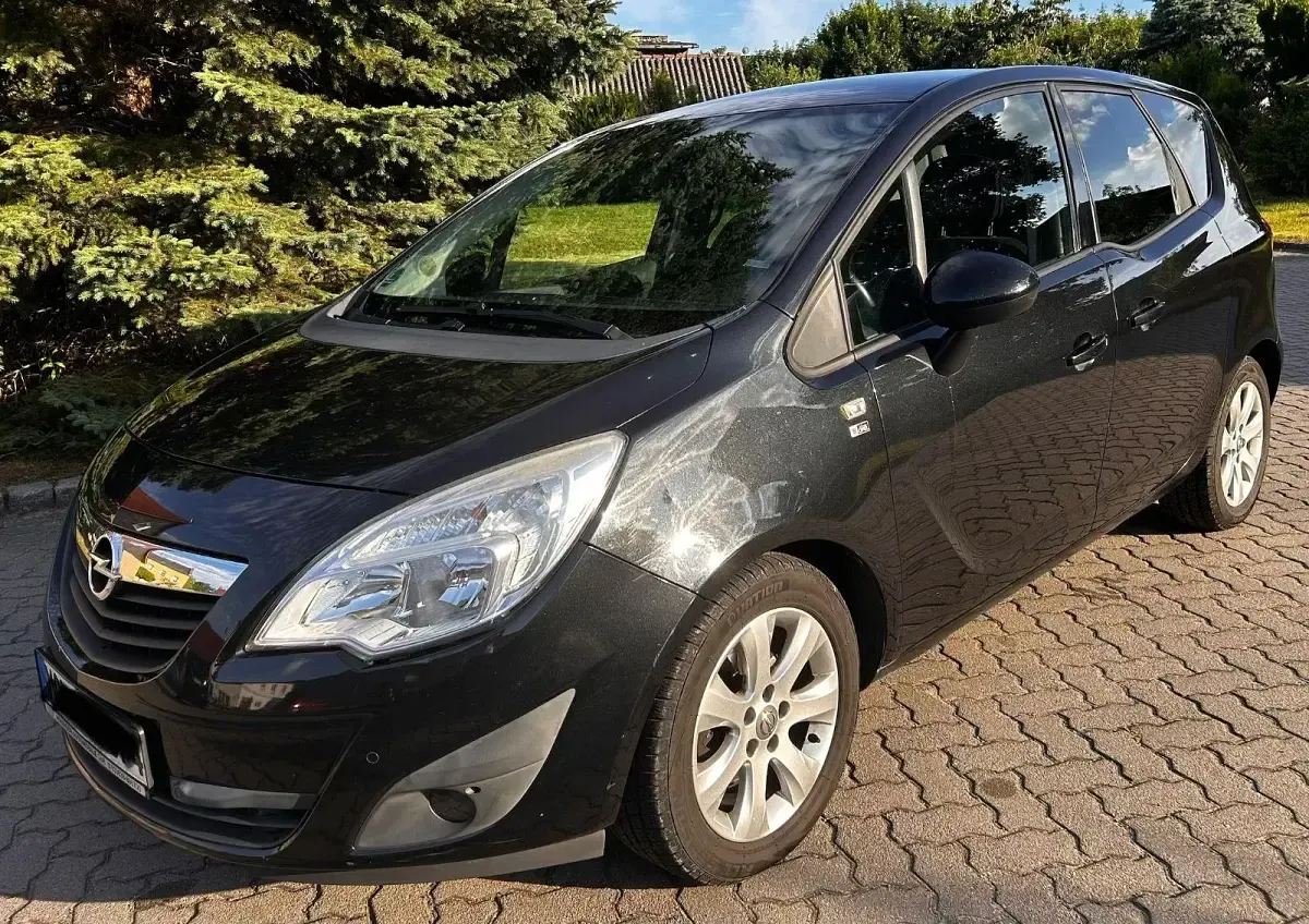 Gebraucht Opel Meriva 120 PS (88 kW) 2012 Schwarz Van / Kleinbus