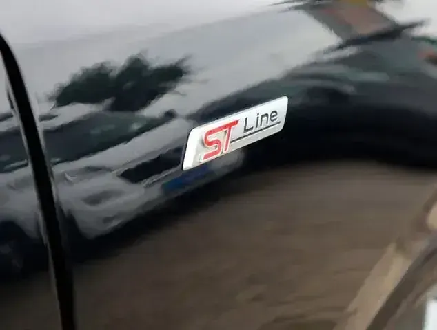 Gebraucht Ford Focus ST-Line 151 PS (111 kW) 2020 Schwarz Kombi