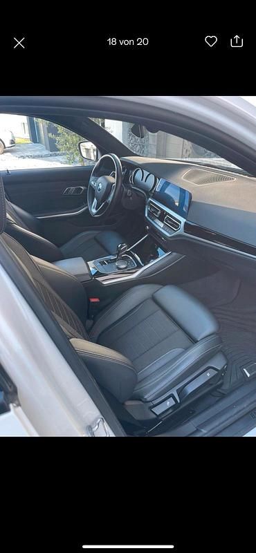 Gebraucht BMW 320 Advantage 190 PS (139 kW) 2019 Weiß Limousine