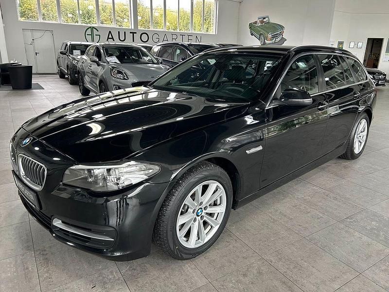 Schwarz Gebraucht 2017 BMW 520 Performance Kombi | 21.950 € (Guter Preis) - Bild 1/4
