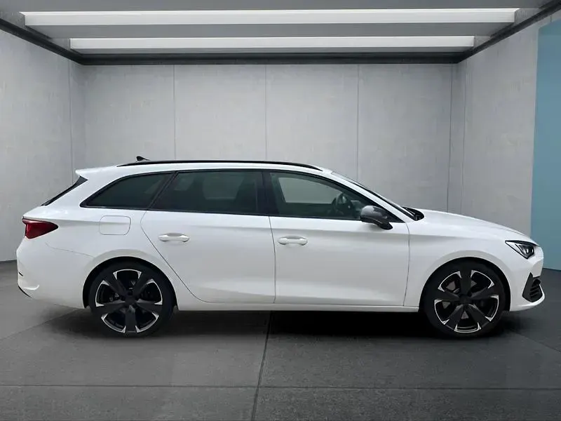 Gebraucht Cupra Leon 245 PS (180 kW) 2023 Weiß Kombi