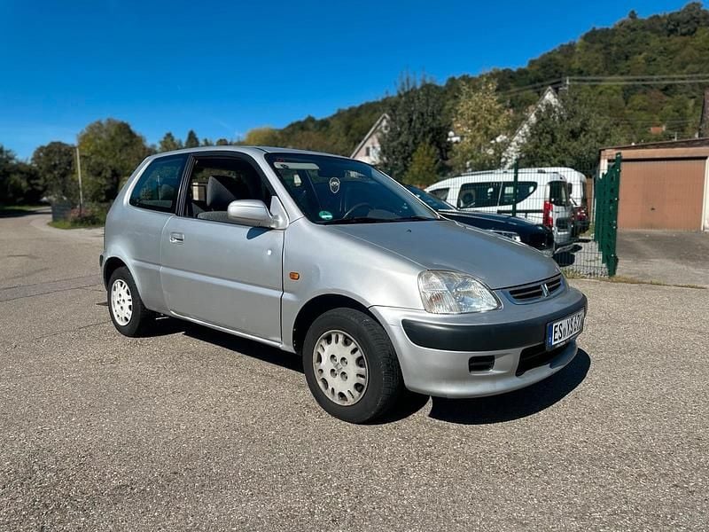 Silber Gebraucht 2000 Honda Logo Kleinwagen | 990 € (Fairer Preis) - Bild 1/4