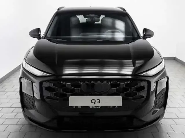 Gebraucht Audi Q3 Sport 265 PS (194 kW) 2025 Schwarz SUV