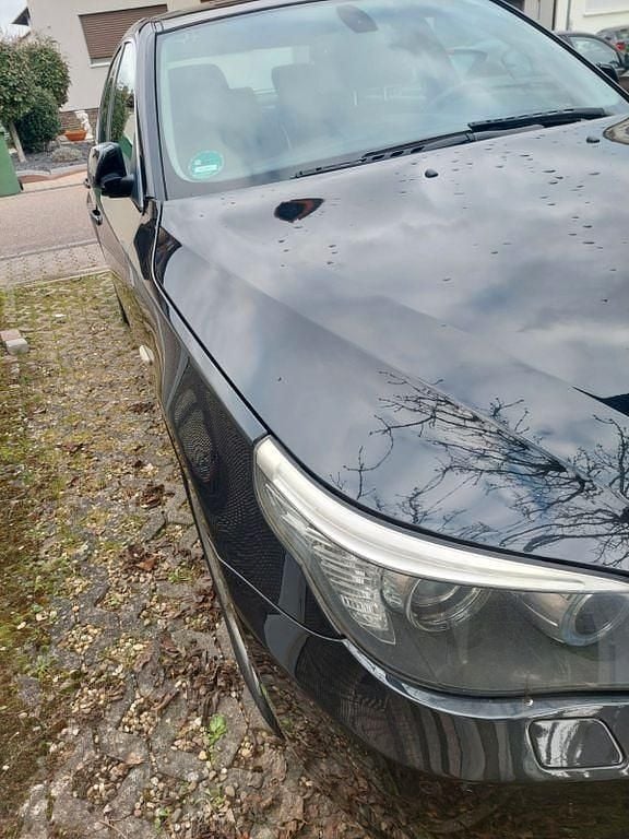 Gebraucht BMW 523 190 PS (139 kW) 2007 Schwarz Limousine