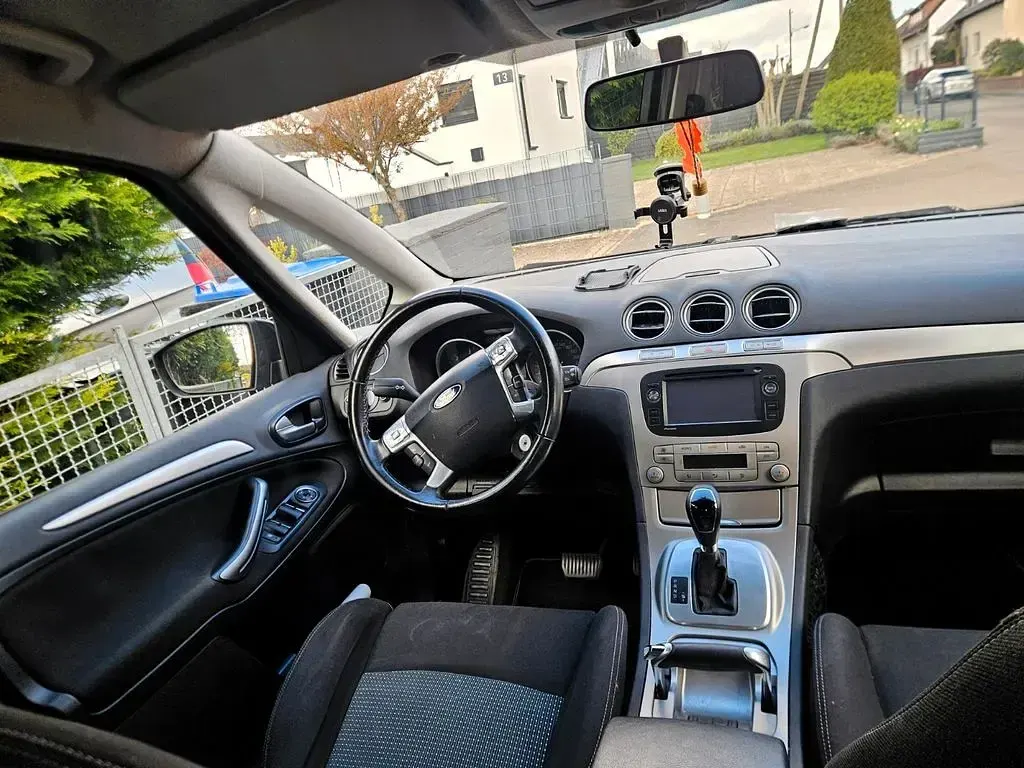 Gebraucht Ford S-MAX S 140 PS (102 kW) 2010 Schwarz Van / Kleinbus