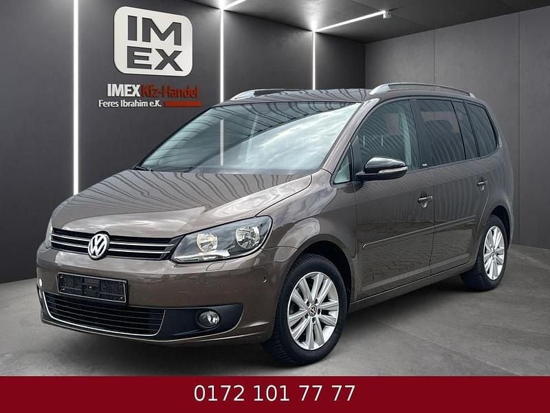 Braun Gebraucht 2011 VW Touran Style Van / Kleinbus | 6.900 € (Fairer Preis) - Bild 1/4