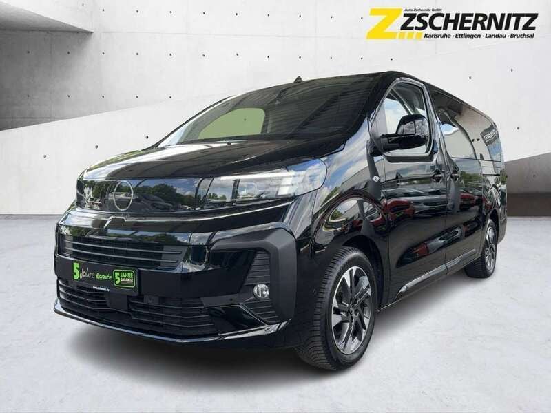 Schwarz perla nera Gebraucht 2024 Opel Zafira Life Selection Van | 33.960 € (Superpreis) - Bild 1/4