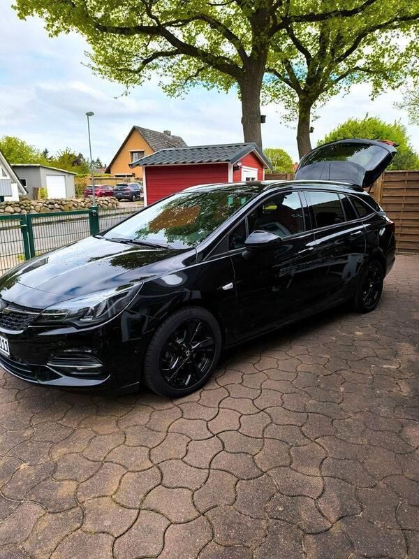 Schwarz Gebraucht 2021 Opel Astra GS Line Kombi | 14.900 € (Guter Preis) - Bild 1/4