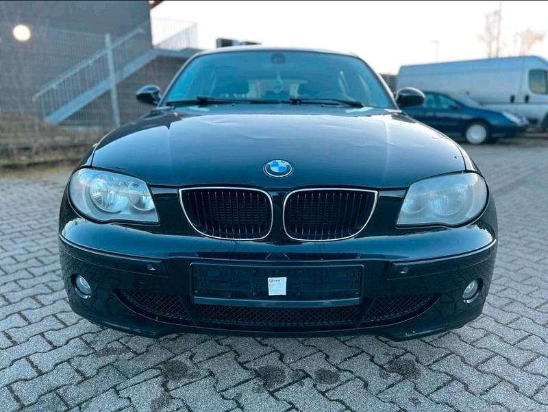 Gebraucht BMW 120 150 PS (110 kW) 2004 Schwarz Kleinwagen