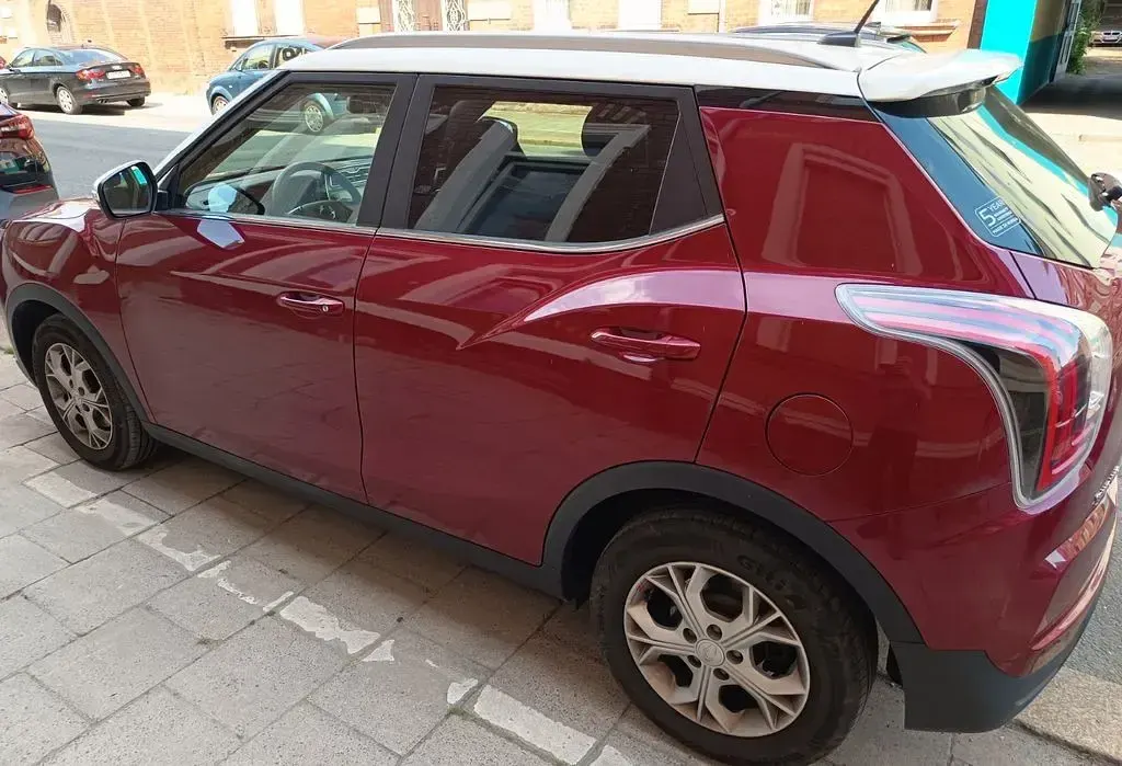 Gebraucht SsangYong Tivoli 163 PS (119 kW) 2023 Rot SUV