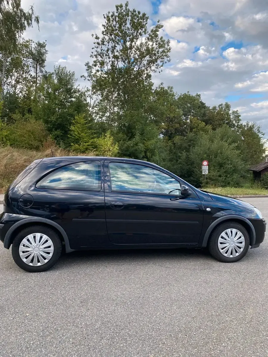 Gebraucht Opel Corsa 75 PS (55 kW) 2004 Schwarz Kleinwagen