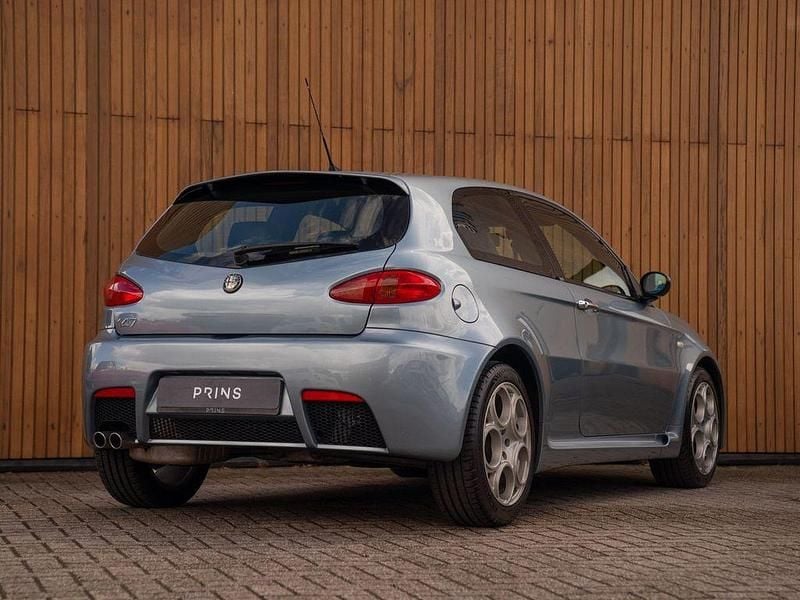 Gebraucht Alfa Romeo 147 GTA 252 PS (185 kW) 2003 Blau Kleinwagen