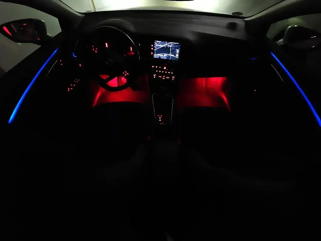 Second-hand Seat Leon FR 125 CP (91 kW) 2018 Alb Berlinǎ