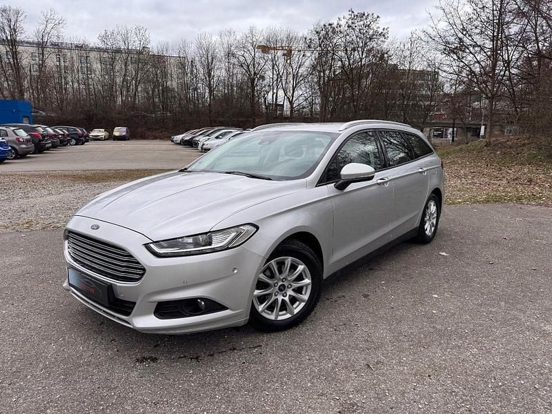 Gebraucht Ford Mondeo 116 PS (85 kW) 2015 Silber Kombi
