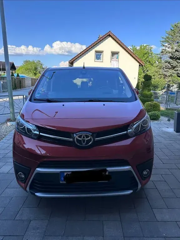 Gebraucht Toyota Proace 177 PS (130 kW) 2020 Orange Van / Kleinbus