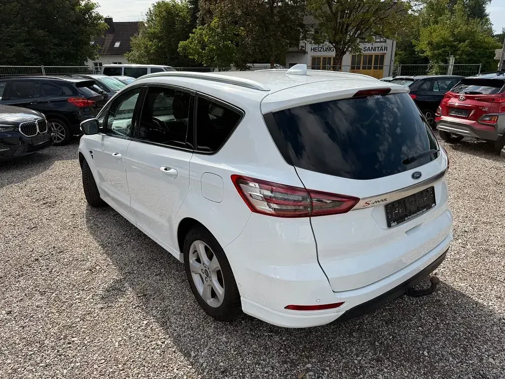 Gebraucht Ford S-MAX Titanium 150 PS (110 kW) 2020 Weiß Van / Kleinbus