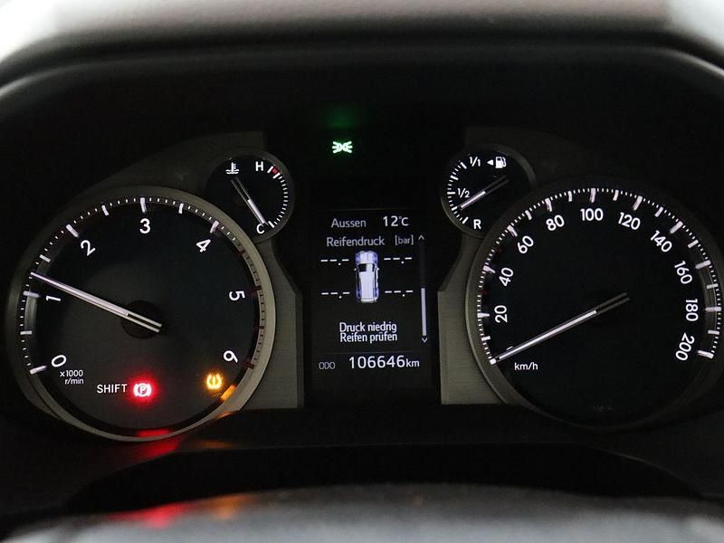 Gebraucht Toyota Land Cruiser 177 PS (130 kW) 2019 Schneeweiß SUV