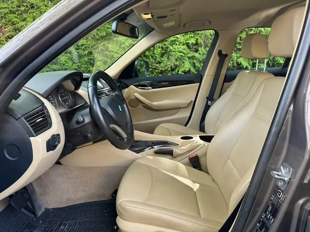Second-hand BMW X1 150 CP (110 kW) 2010 Maro SUV
